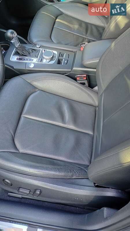 Хэтчбек Audi A3 2016 в Львове фото 5 Хэтчбек Audi A3 2016 в Львове