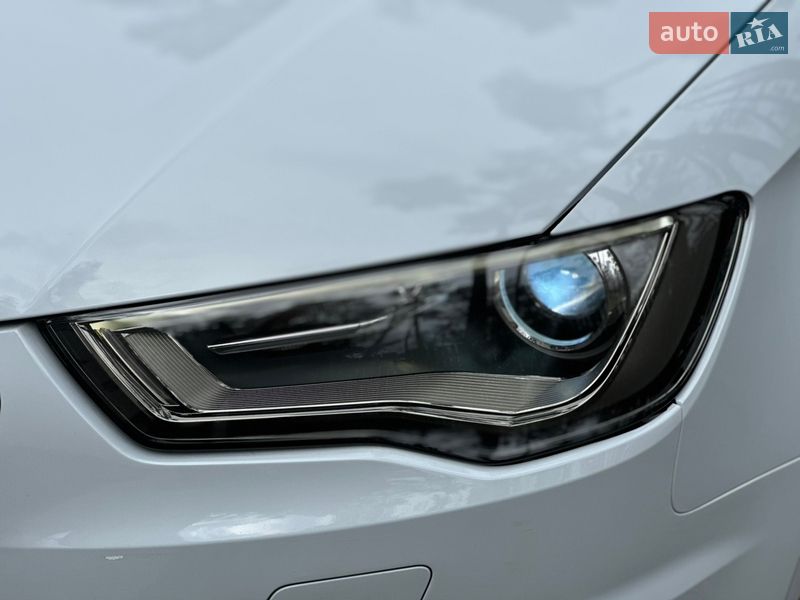 Седан Audi A3 2013 в Киеве