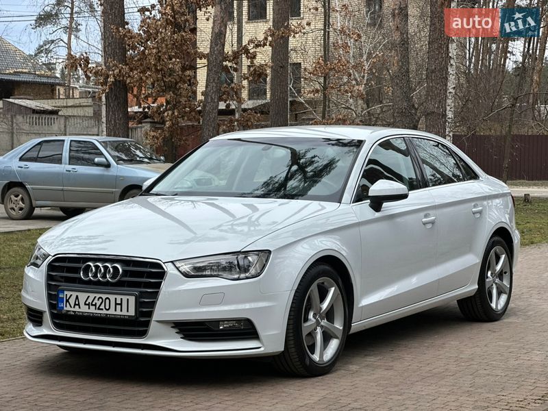 Седан Audi A3 2013 в Киеве