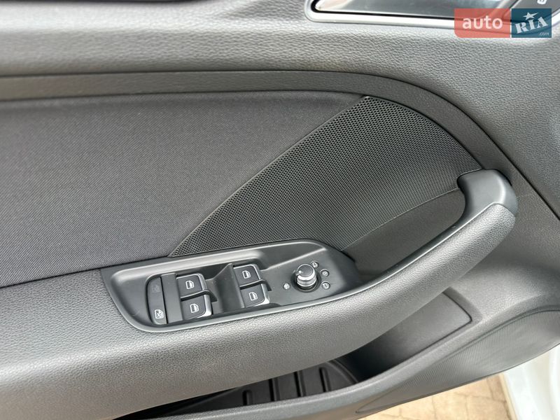 Седан Audi A3 2013 в Киеве