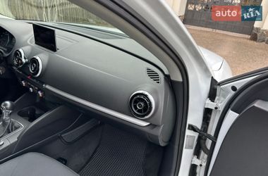 Седан Audi A3 2013 в Киеве