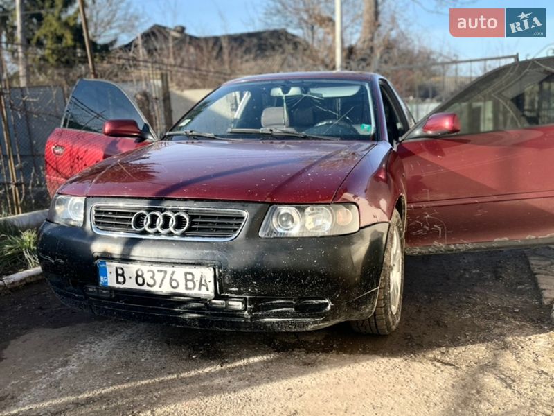 Хетчбек Audi A3 2001 в Городенці