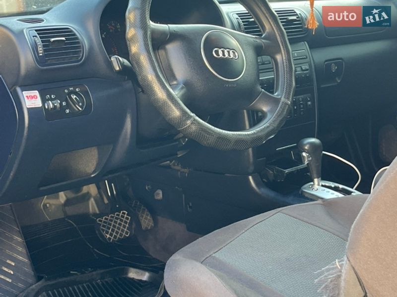 Хетчбек Audi A3 2001 в Городенці