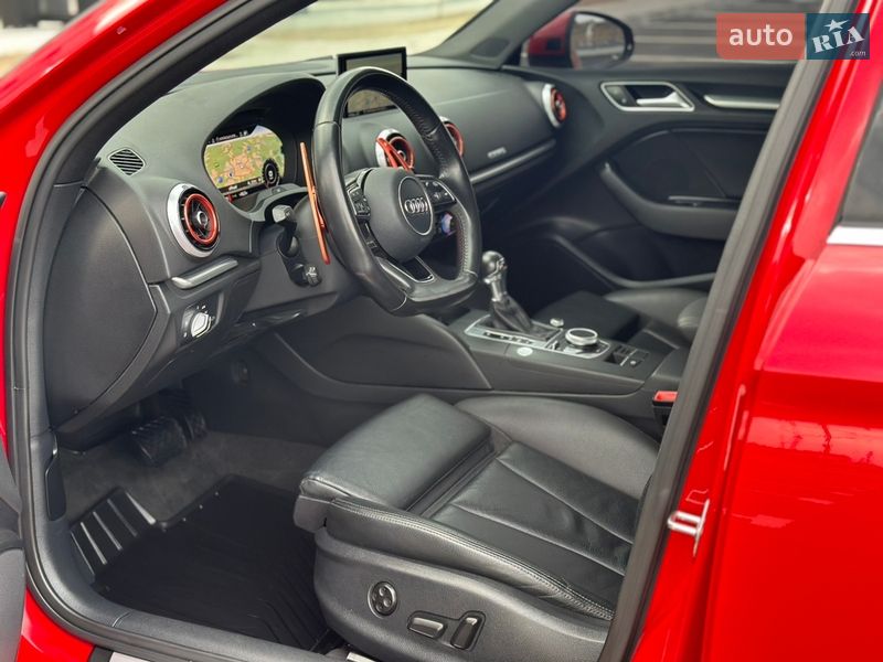 Седан Audi A3 2017 в Рівному