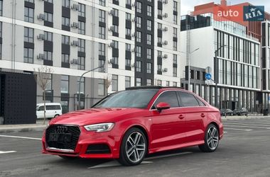 Седан Audi A3 2017 в Ровно