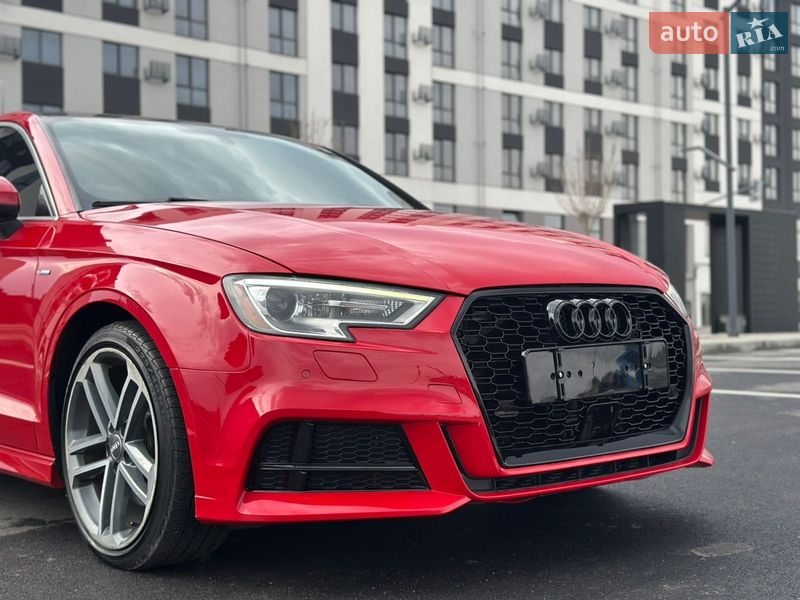 Седан Audi A3 2017 в Рівному