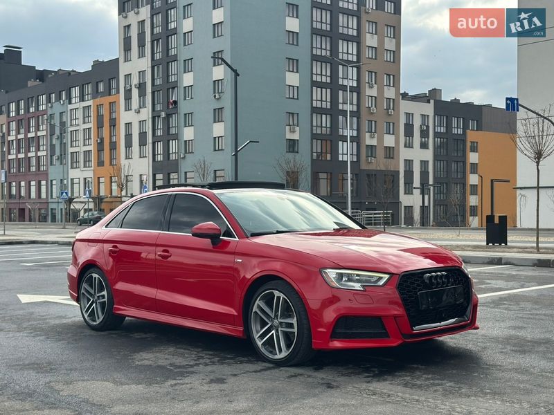 Седан Audi A3 2017 в Рівному