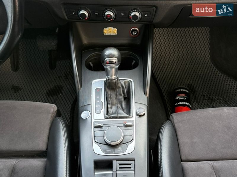 Хэтчбек Audi A3 2016 в Киеве