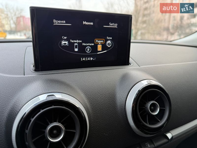 Хэтчбек Audi A3 2016 в Киеве