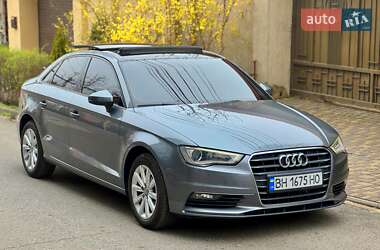 Седан Audi A3 2015 в Одессе
