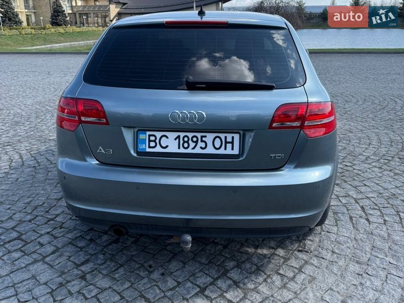 Хетчбек Audi A3 2012 в Жовкві