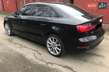 Седан Audi A3 2015 в Киеве