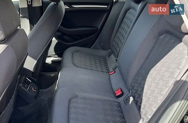 Хэтчбек Audi A3 2016 в Луцке