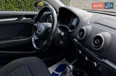 Хэтчбек Audi A3 2016 в Луцке