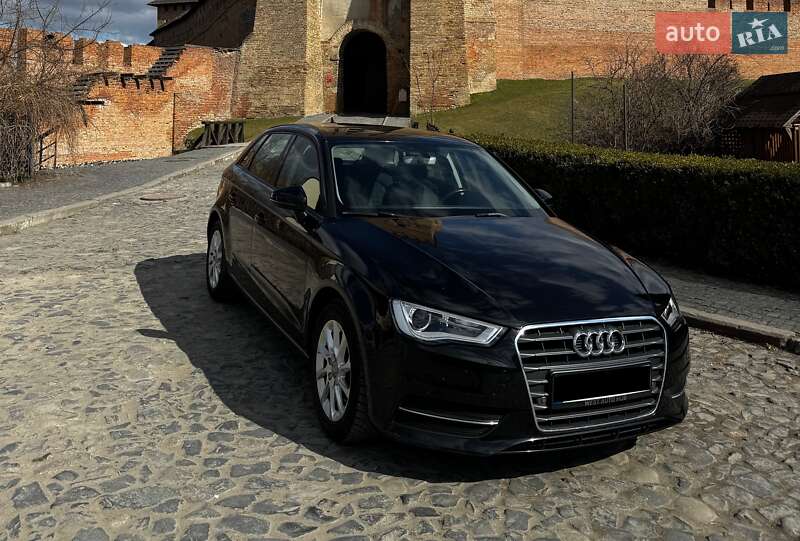 Хетчбек Audi A3 2016 в Луцьку фото Хетчбек Audi A3 2016 в Луцьку