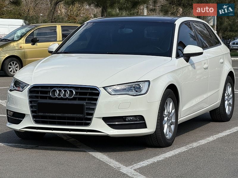Хэтчбек Audi A3 2014 в Одессе