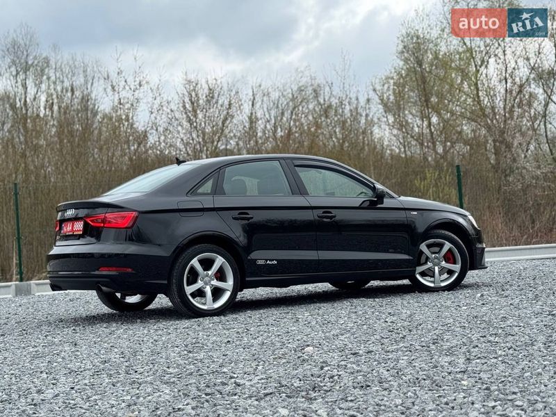 Седан Audi A3 2016 в Дрогобичі