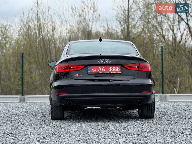 Седан Audi A3 2016 в Дрогобичі