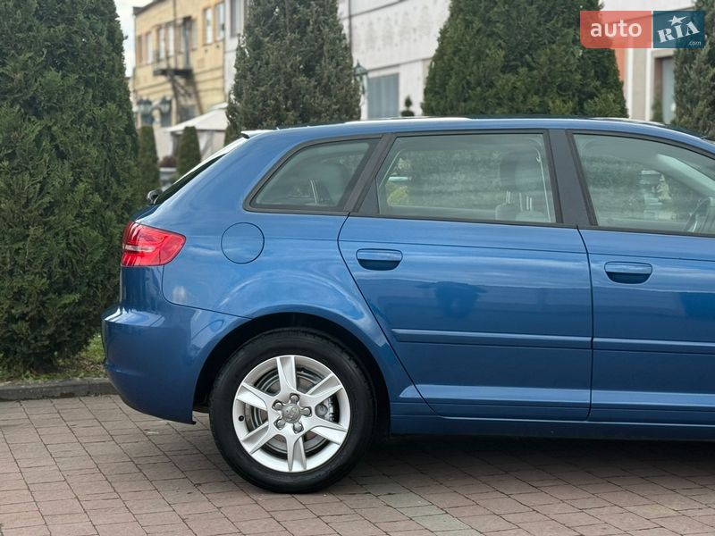 Хетчбек Audi A3 2009 в Стрию
