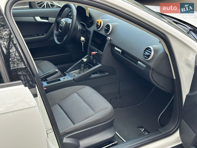 Хетчбек Audi A3 2012 в Одесі фото 33 Хетчбек Audi A3 2012 в Одесі
