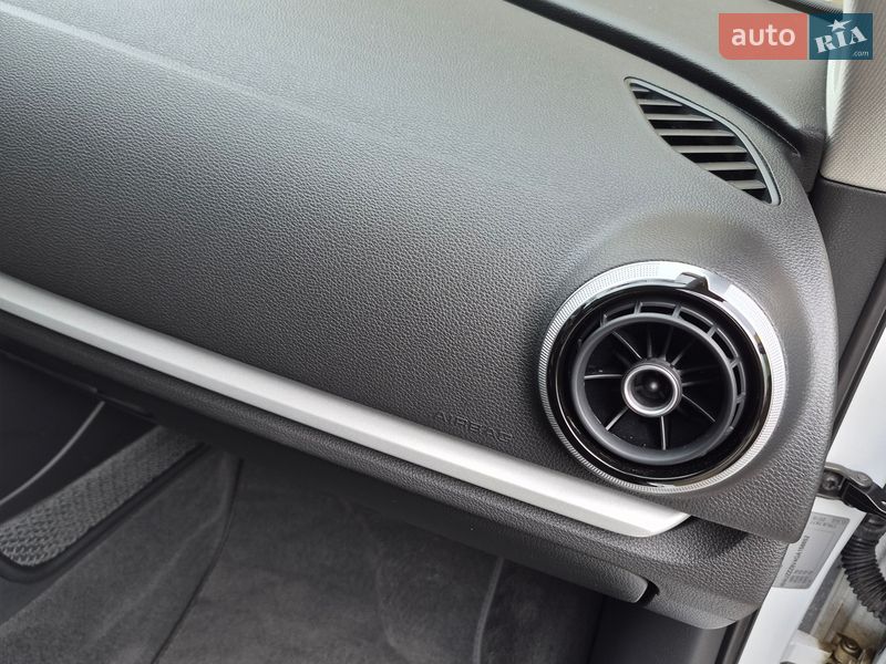 Хэтчбек Audi A3 2016 в Киеве