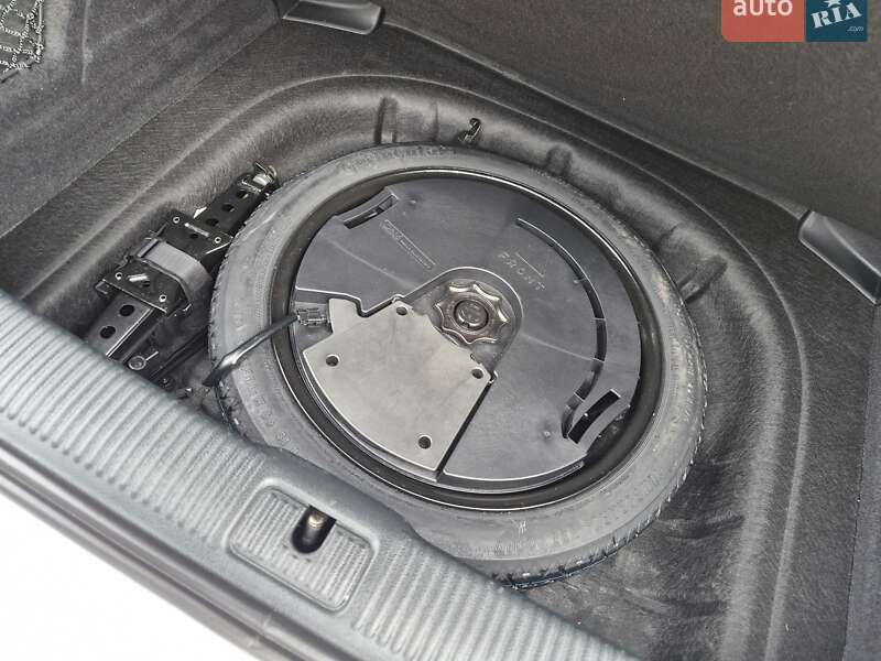 Хэтчбек Audi A3 2016 в Киеве