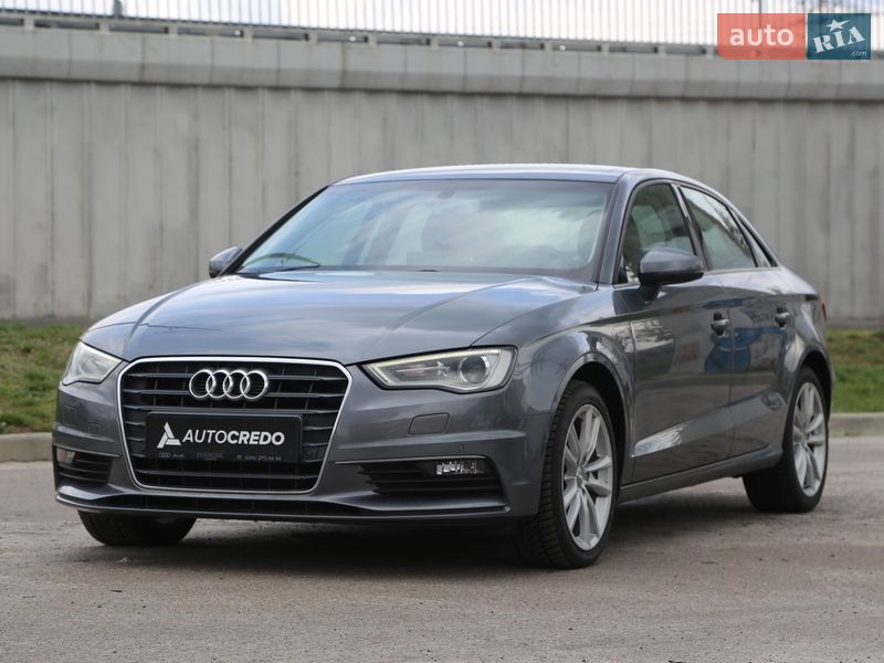 Седан Audi A3 2015 в Киеве