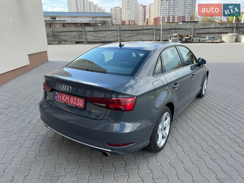 Седан Audi A3 2017 в Киеве