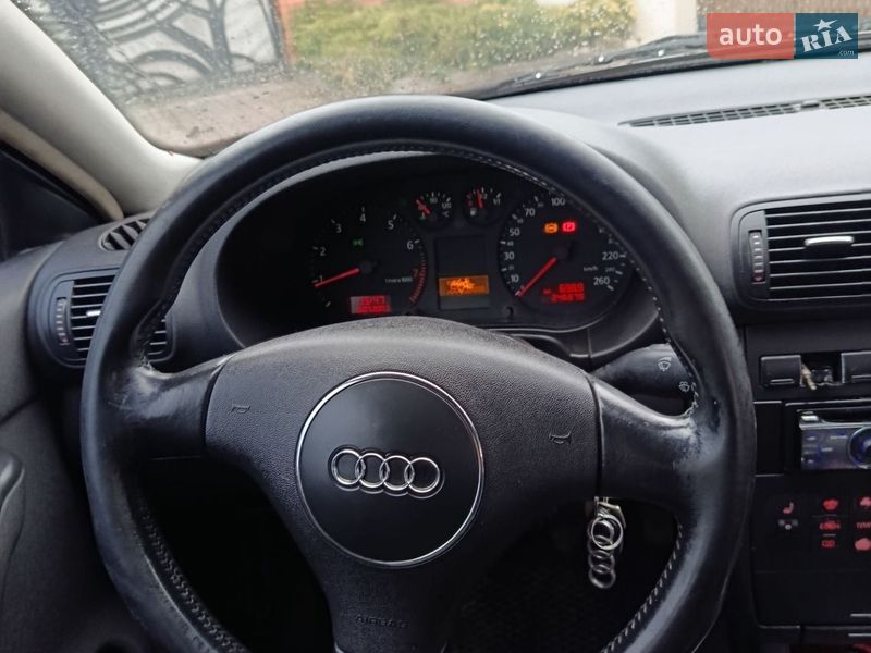 Хэтчбек Audi A3 2001 в Стрые