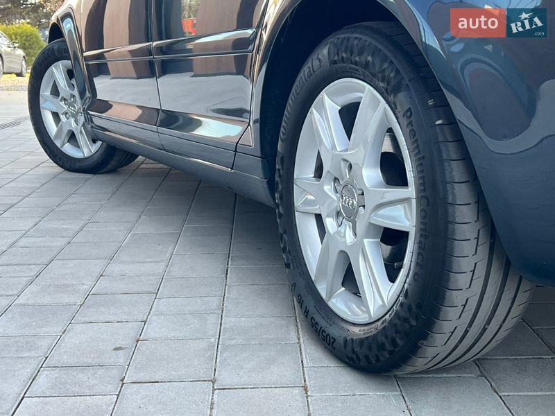Хетчбек Audi A3 2011 в Луцьку