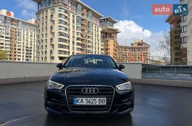 Седан Audi A3 2015 в Киеве