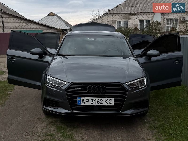 Седан Audi A3 2017 в Харькове