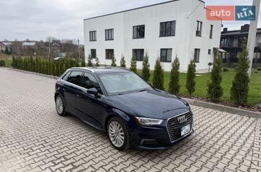 Хэтчбек Audi A3 2017 в Ровно