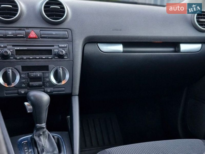 Хэтчбек Audi A3 2005 в Изяславе
