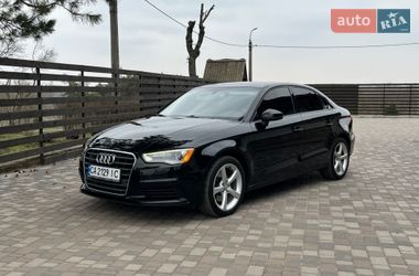 Седан Audi A3 2015 в Смілі