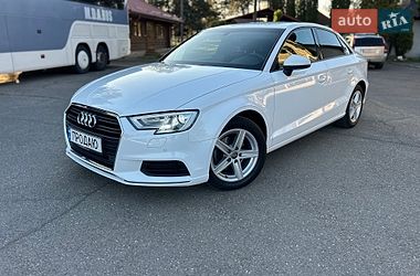Седан Audi A3 2017 в Хусте