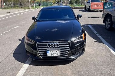 Седан Audi A3 2015 в Харькове