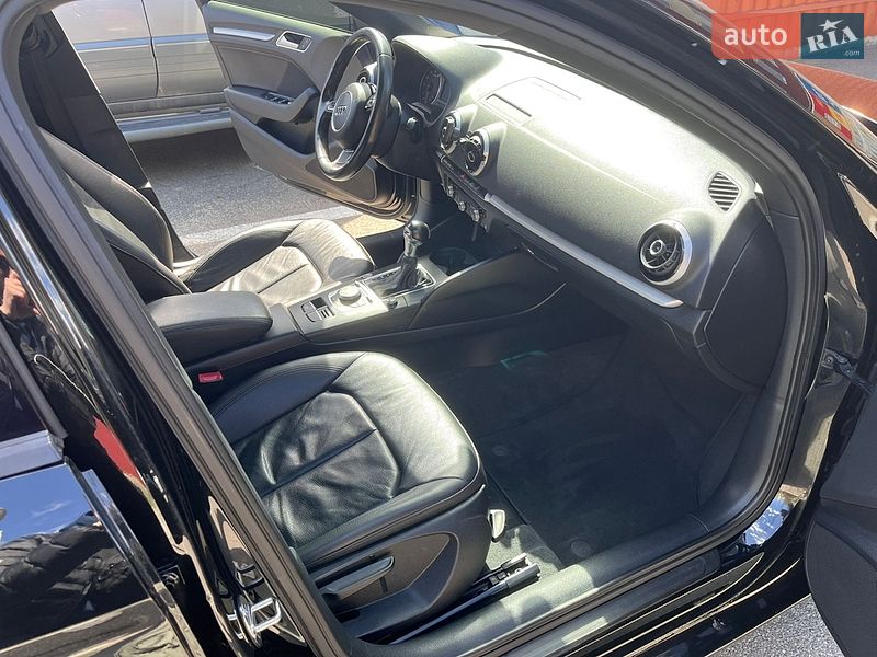 Седан Audi A3 2015 в Харькове