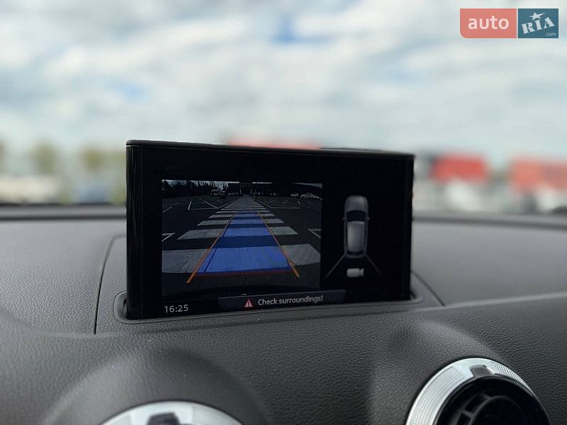 Хэтчбек Audi A3 2017 в Одессе