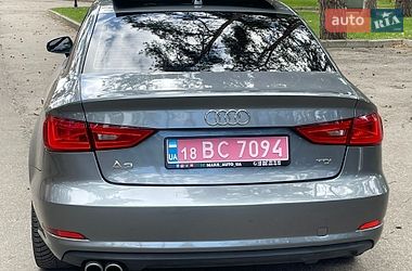 Седан Audi A3 2015 в Чернигове