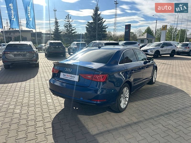 Седан Audi A3 2014 в Черновцах
