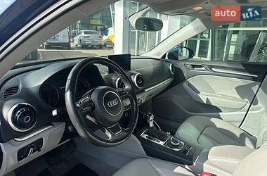 Седан Audi A3 2014 в Черновцах