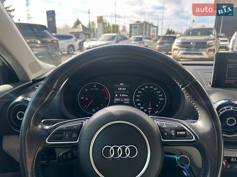 Седан Audi A3 2014 в Черновцах