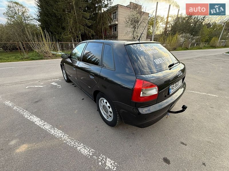 Хетчбек Audi A3 2002 в Ладижині