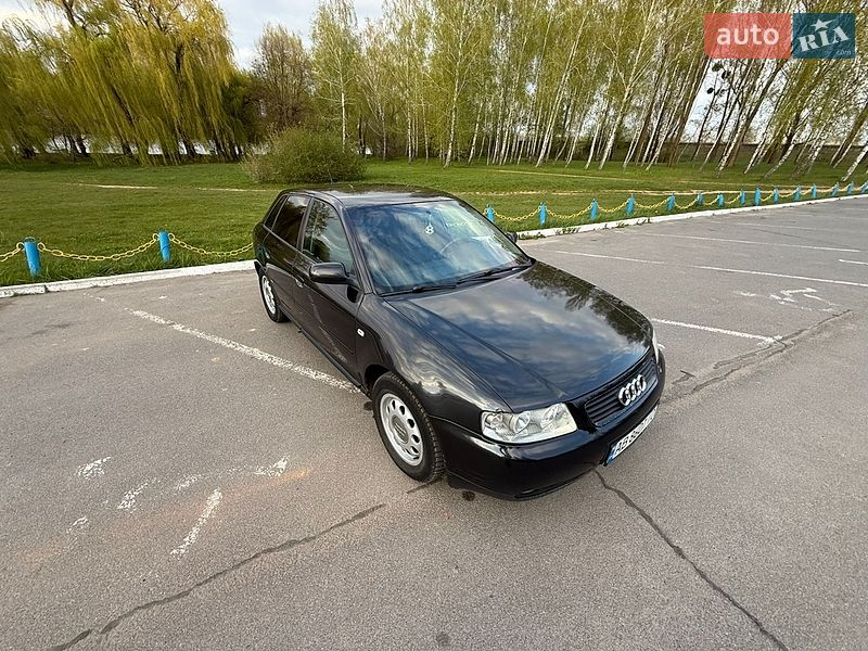 Хетчбек Audi A3 2002 в Ладижині