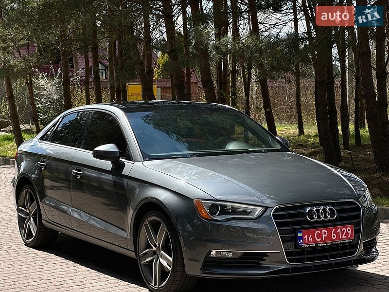 Седан Audi A3 2016 в Львові