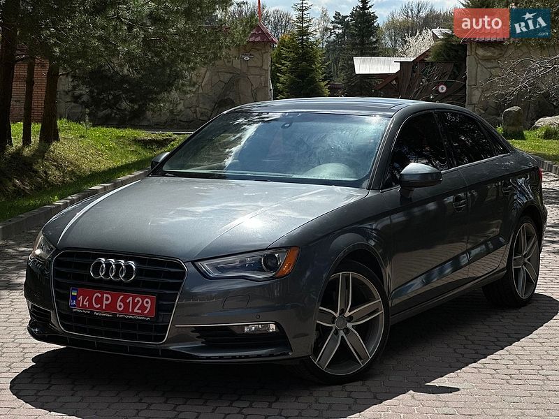 Седан Audi A3 2016 в Львові