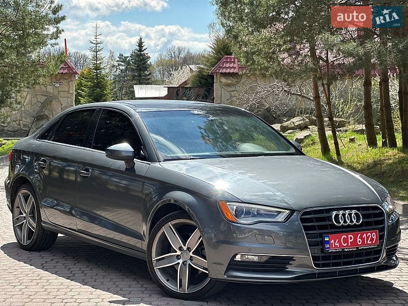 Седан Audi A3 2016 в Львові