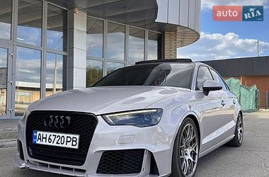 Седан Audi A3 2015 в Кам'янському
