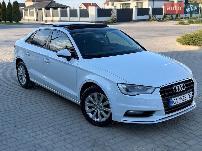 Седан Audi A3 2015 в Одессе